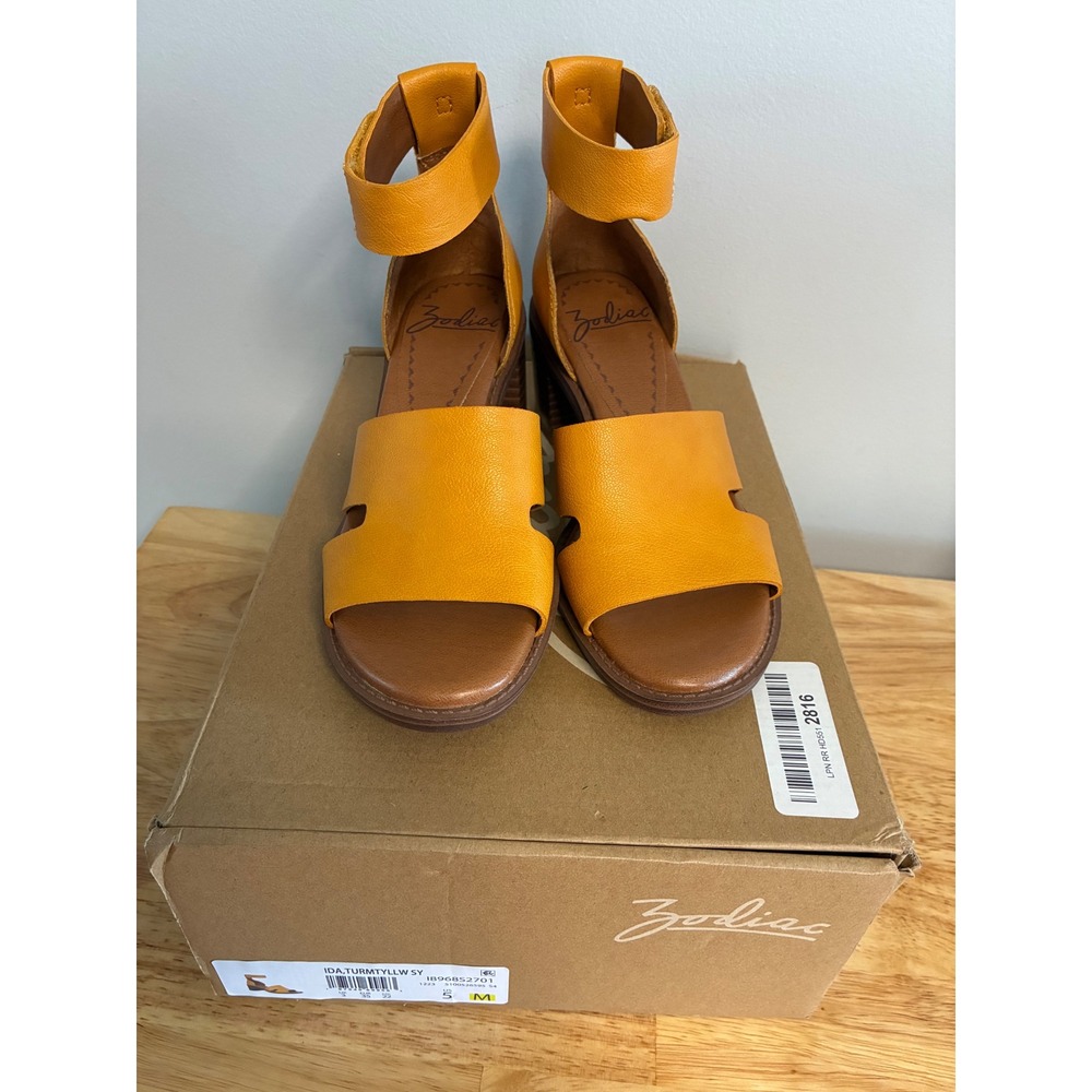 Zodiac Ida Turmeric Yellow Leather Ankle Strap Block Heel Sandals 5M New